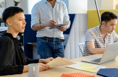 ​在山东的普通药店工作收入有多少？待遇如何，压力大吗