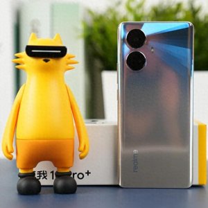 ​排名前三的千元机推荐，1000元左右的手机性价比排行