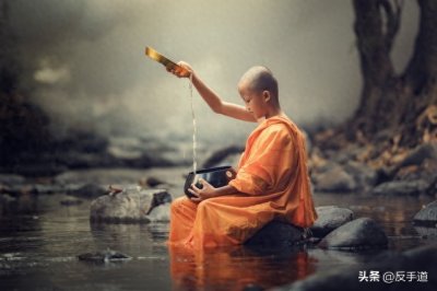 ​因果论就是面照妖镜，照出谁是真佛陀谁是假佛学