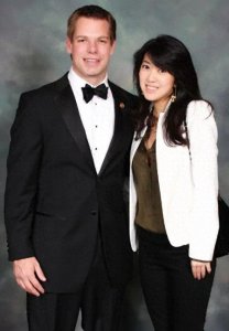 ​深圳方芳，不是武汉方方。“美女间谍”，真正传奇！