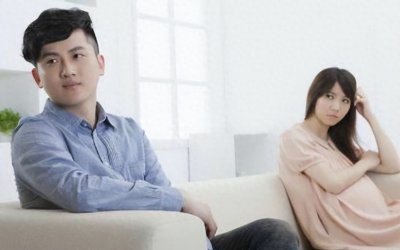 ​两口吵架后，妻子不动声色开始惩罚丈夫，网友：这是个好办法啊！