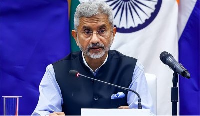 ​中印对峙照片曝光，印军出动几十辆俄制T-90，解放军坦克子弹上膛