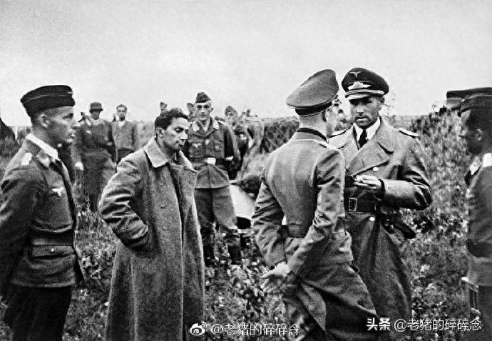 斯大林的儿子雅科夫被俘虏老照片曝光，尔后他竟死于德国集中营内
