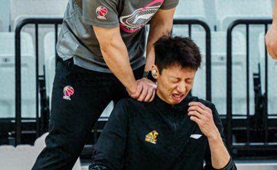 ​CBA双子星惊天转型：广厦伤病危机vs稠州西甲悬念