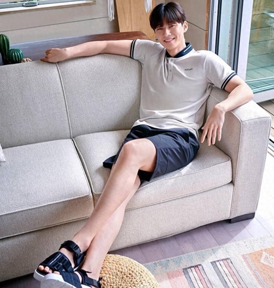 朴叙俊：集齐颜值和实力的演员，身材完美