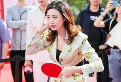 ​乒坛名将郭跃近况：曾经假小子今成女神，和硕士男友暂不考虑结婚