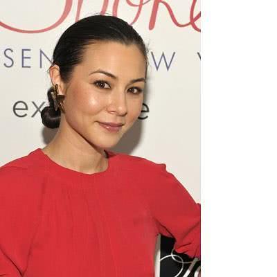 周佳纳个人资料写真作品