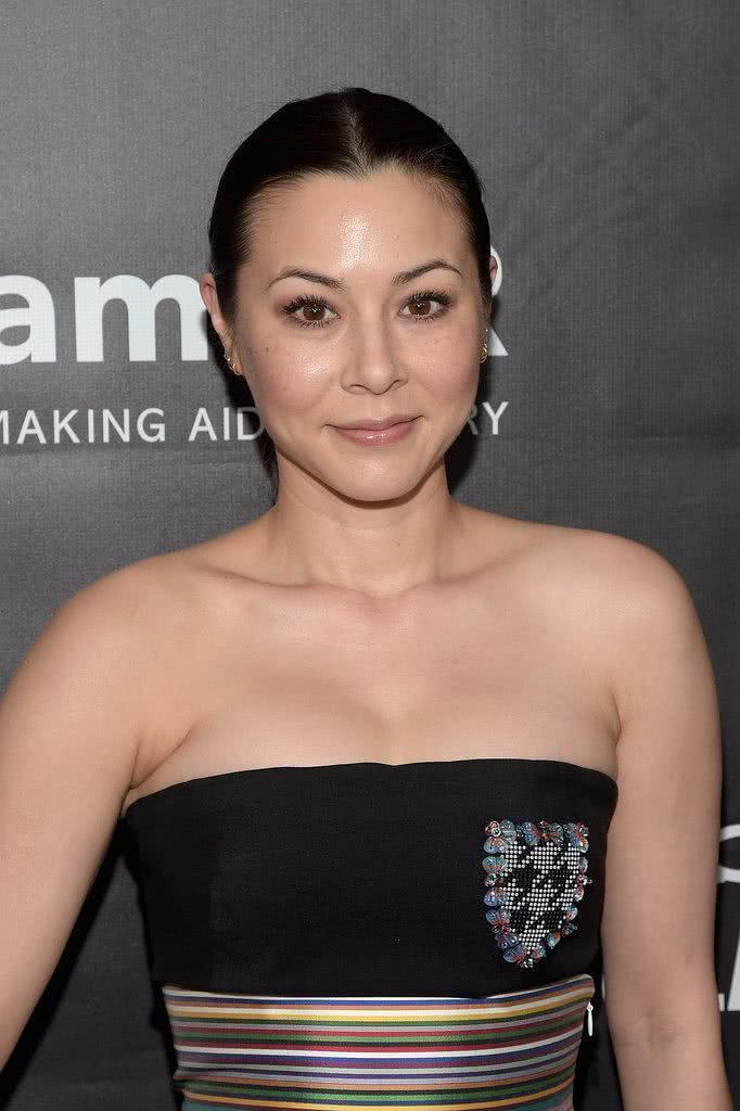 周佳纳个人资料写真作品