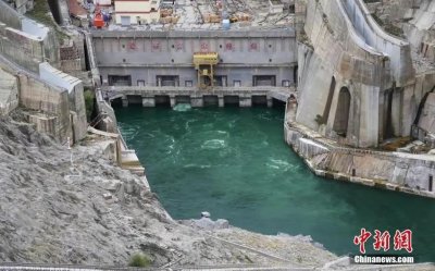 ​龙羊峡——大地的丰碑