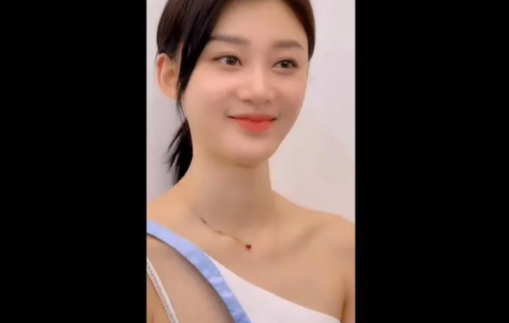 张芮尔到底是什么人（张芮尔为什么不火）(3)_