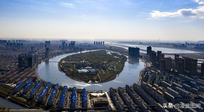 ​自然景观与人文景观相融的好地方——盘锦市双台子区湖滨公园。