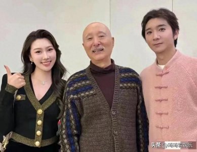 ​陈佩斯与妹妹一家同框，妹夫曾演赵云，外甥女高挑漂亮，满是温情