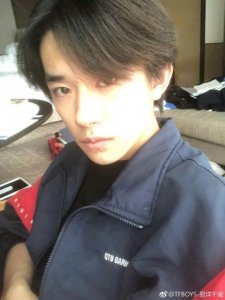 ​易烊千玺高考分数总分多少？易烊千玺高考成绩单