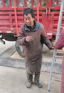 ​南京男子在驻马店探亲，意外拍到走失人员：他从山东流浪到河南，小名叫“发家