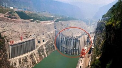 ​印度投资40亿建大坝？自诩超越三峡？然而开闸瞬间居民捧腹大笑？