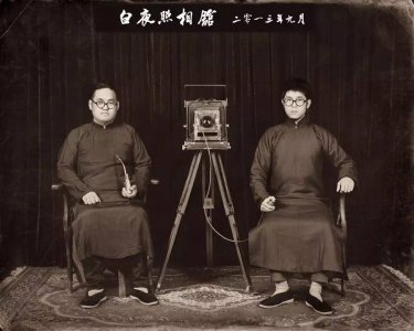 ​重建老式照像馆