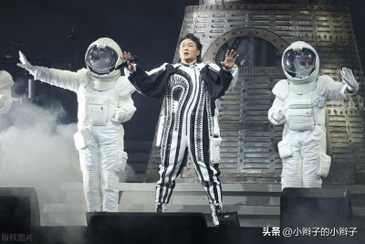 ​声乐科普：陈奕迅的唱功到底如何？第二代歌神是否名副其实？