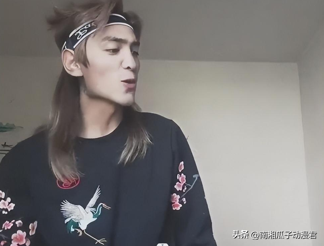 “我是云南的”小伙被封号!全裸给女生献唱,24秒不雅视频被疯传