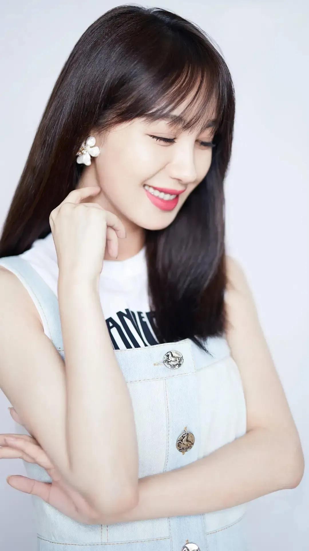 这么温柔可人的李菲儿，到底输在哪里？