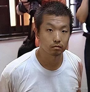 ​因为50块的自行车，他怒杀六名警察，当年的杨佳案到底有多凶残？