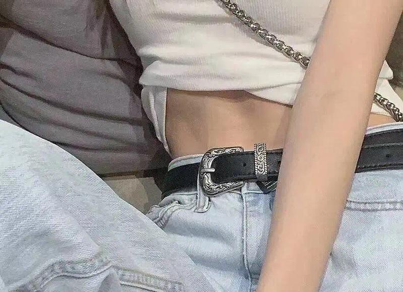 互相暗恋的人彼此对视是什么感觉？期待和羞怯交织