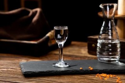 ​双沟特曲52度价格(双沟特曲53度多少钱一瓶)