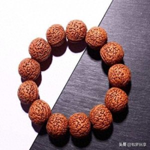 ​DIY一款桃核手串