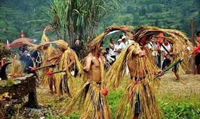 ​湖南湘西古镇芙蓉镇（一个具有悠久历史的千年古镇）