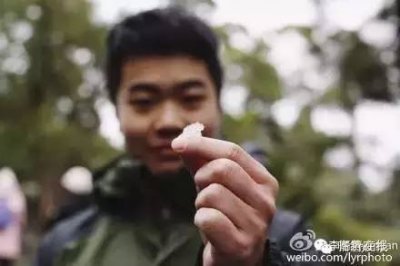 ​一百年没下过雪的广州，下雪了！广州人民堆雪人是这样的已笑傻