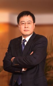 ​为什么是殷一民？