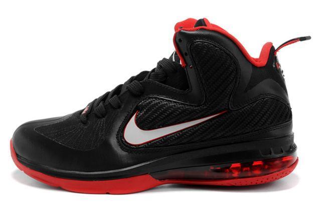 小皇帝勒布朗詹姆斯1-15代战靴,你觉得哪代最霸气?