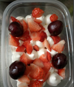 ​草莓蛋糕怎么做,草莓蛋糕好吃的做法是什么意思