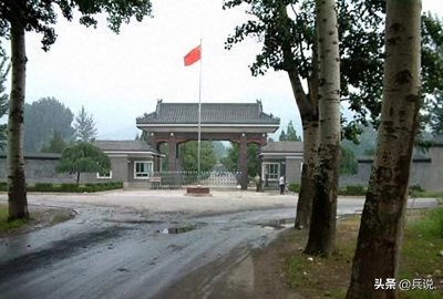 ​特务头子康泽进了功德林，拒绝批判老蒋，后来被老蒋骂白眼狼