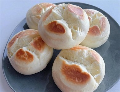 ​不蒸馒头争口气，打死不放添加剂，大厨教你做口感细腻的馒头做法