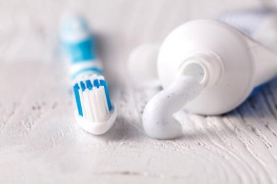 ​怎样用牙膏才可以祛痘（想要祛痘做好这四点）