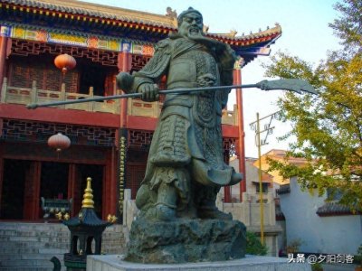 ​关羽败走麦城：战略失误还是命运捉弄？