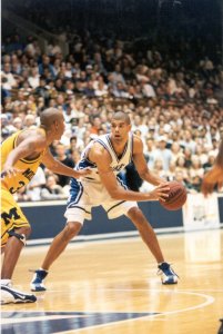 ​人物志1：前NBA球员、火箭老队长肖恩·巴蒂尔是怎样的球员？