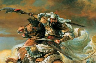 ​关羽的武器青龙偃月刀多重（青龙偃月刀已经出土了吗）