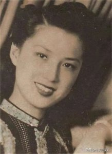 ​莫秀英：结婚6年未孕被休，二婚后却连生11子，被广东人称作母亲