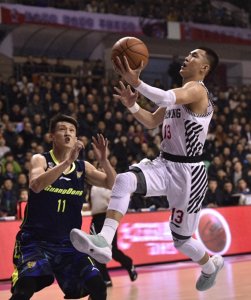 ​篮球——CBA：辽宁对阵广东