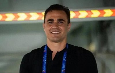 ​现身中国，卡纳瓦罗接任男足主帅？官宣决定，合同曝光，郑智支持