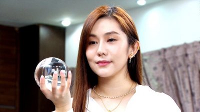 ​王宇婕被禁「七情六欲」 面无表情求爱：太难了