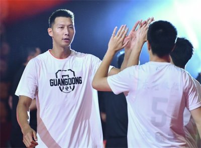 ​篮球——CBA总决赛首场：广东东莞银行对阵辽宁本钢