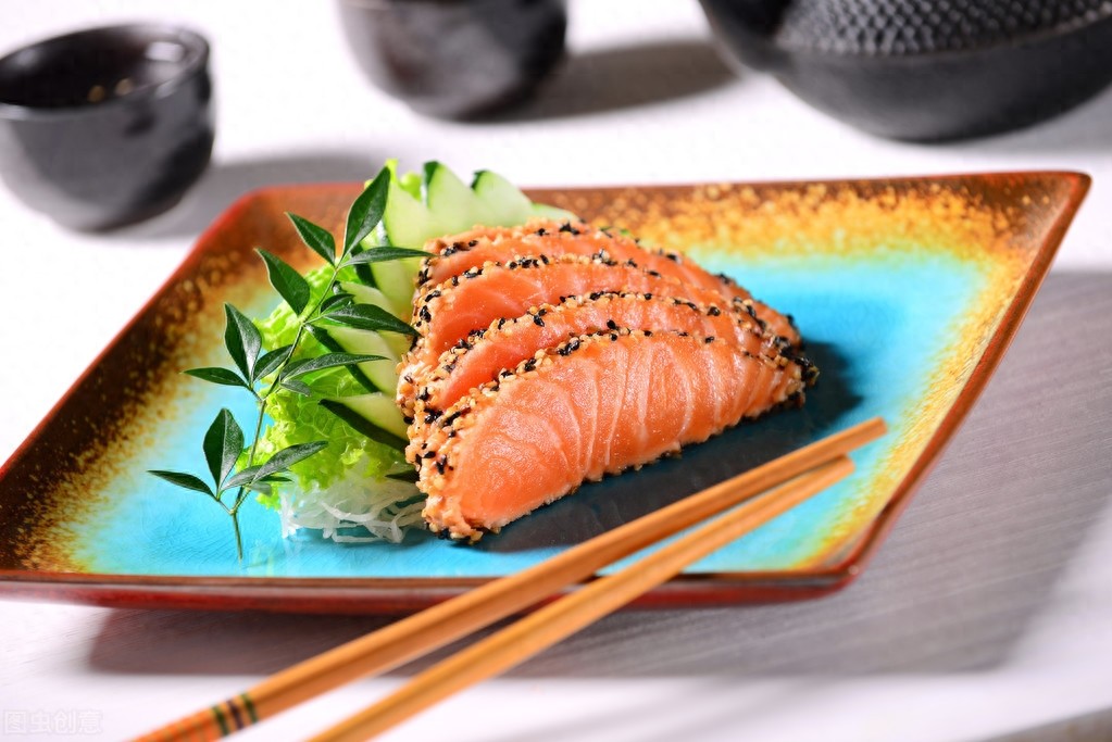 三文鱼各种做法，漂亮摆盘让你口水直流