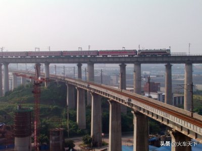 ​成都到广州的这趟旅客列车 也是一趟老牌客车了