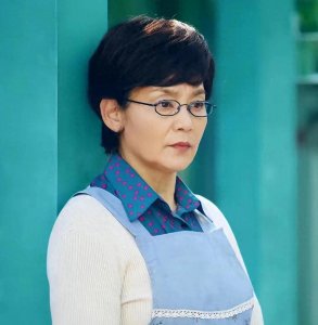 ​潘虹：从普通女孩到独立女性